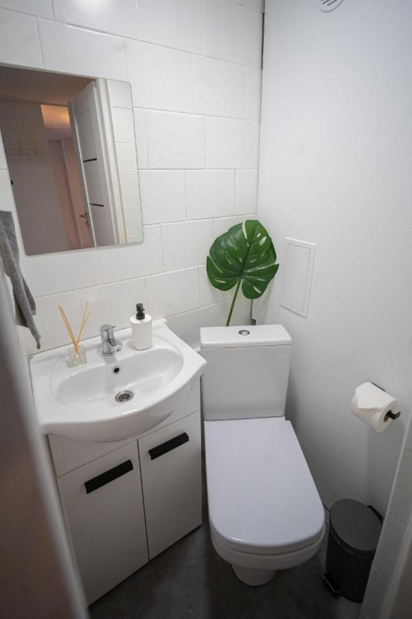 The Good Apartment Powisle 3 Bedrooms Varšava Exteriér fotografie